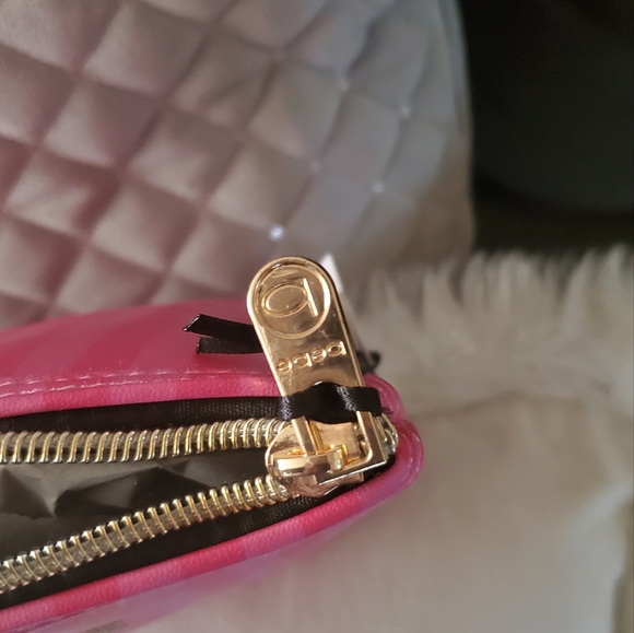 BEBE SEXY KISSES COSMETIC BAG - Picture 6 of 7